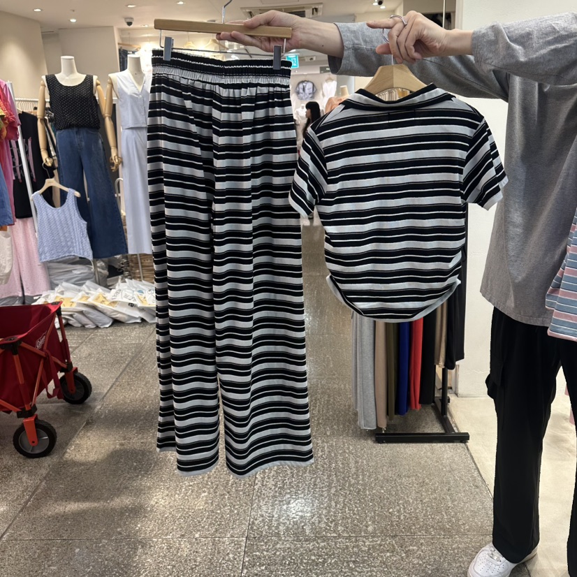 CELINA韓國直郵實拍女士新款26夏季休閑時尚套裝套裝條紋CELI_NA套裝