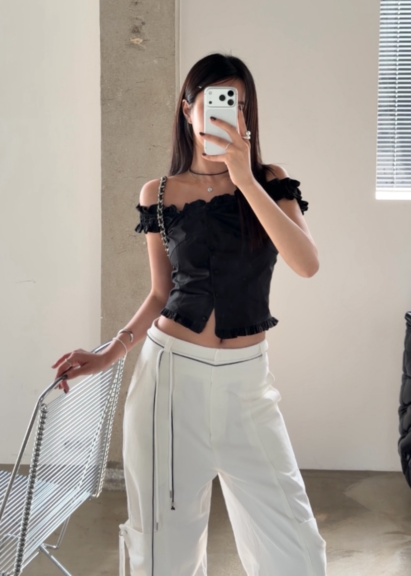 OKIE韓國直郵女士新款職業時尚熱賣人氣襯衫蕾絲衫荷葉邊OKIE襯衫/蕾絲衫圖色1