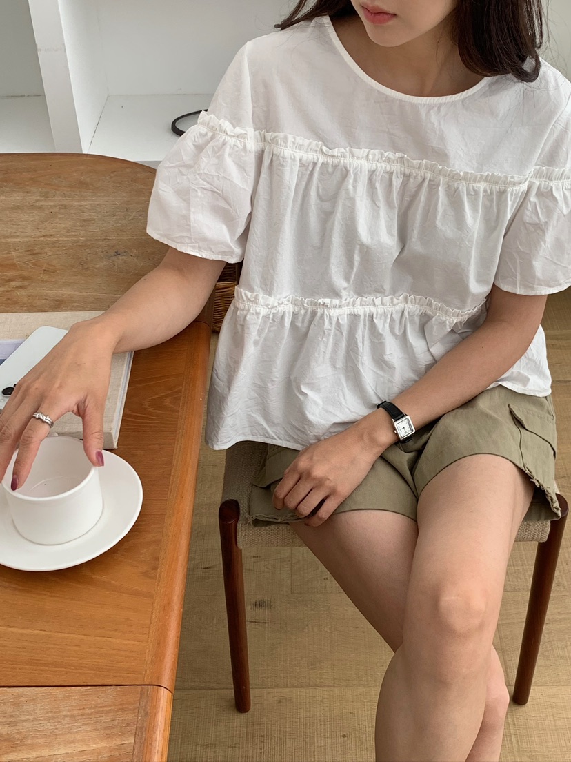 BLEECKER東大門實拍女士新品時尚人氣26春夏襯衫蕾絲衫褶皺BLEECKER襯衫/蕾絲衫