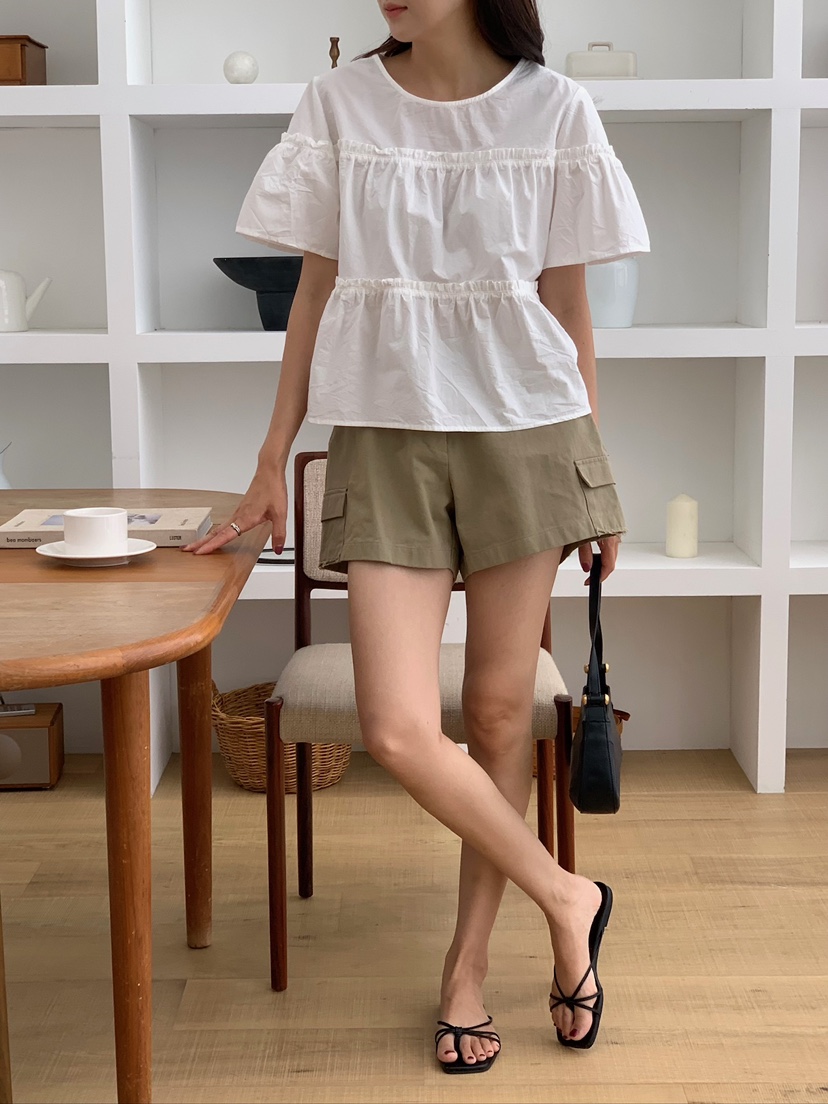 BLEECKER東大門實拍女士新品時尚人氣26春夏襯衫蕾絲衫褶皺BLEECKER襯衫/蕾絲衫