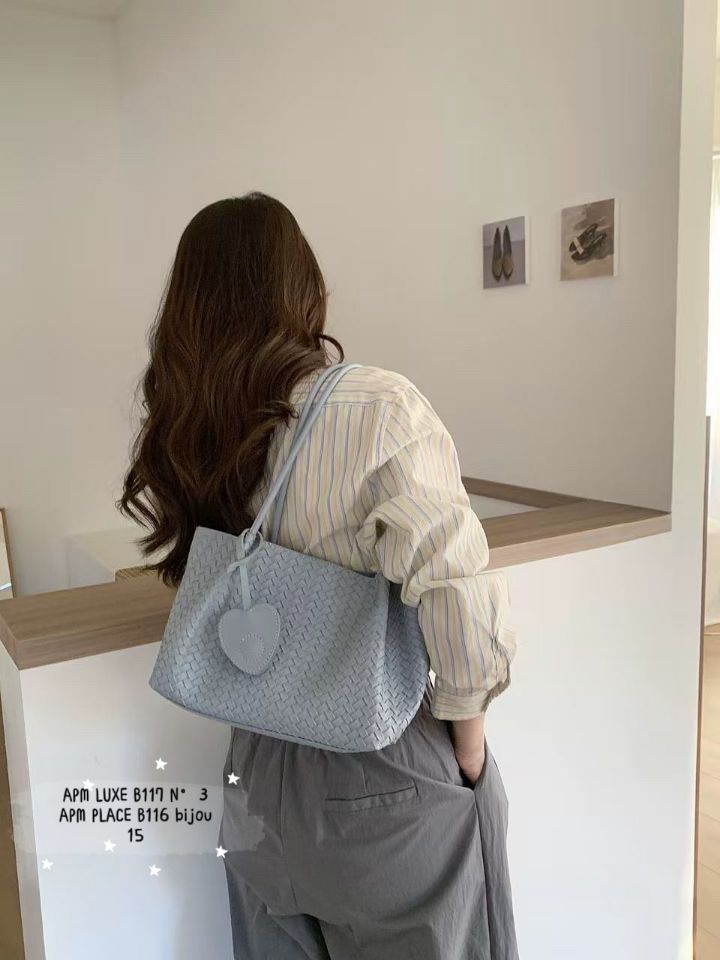 N3東大門實拍女裝新品26春夏休閑時尚真品單肩斜跨包含小包N3單肩/斜跨包