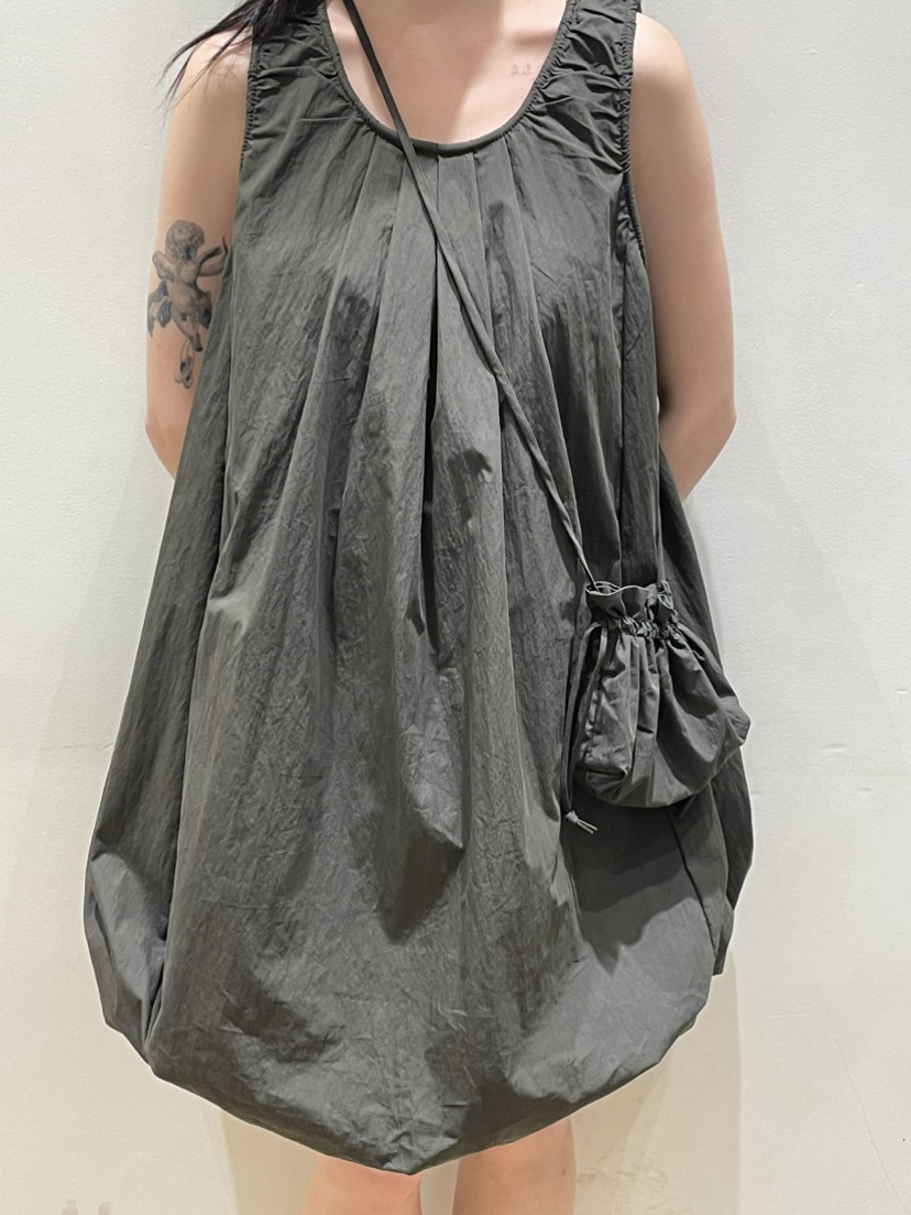 NEOUL東大門實拍女士新品26春夏時尚人氣推薦連衣裙OPS含包NEOUL/ahin雙領標簽連衣裙