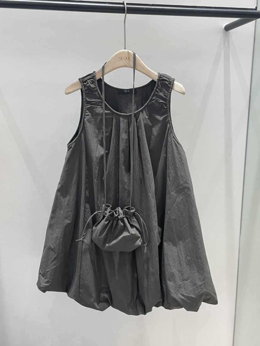 NEOUL東大門實拍女士新品26春夏時尚人氣推薦連衣裙OPS含包NEOUL/ahin雙領標簽連衣裙