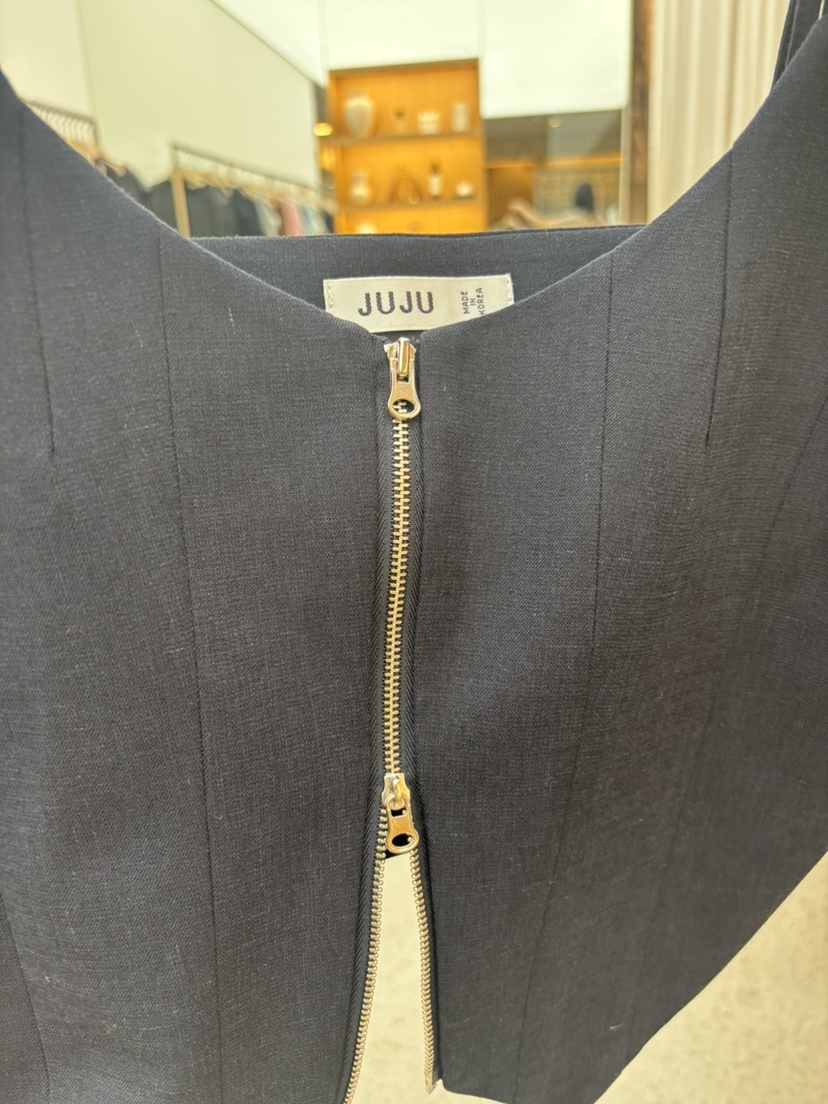 JUJU東大門直郵女士新品時尚推薦人氣26春夏吊帶背心拉鏈JUJU吊帶/背心