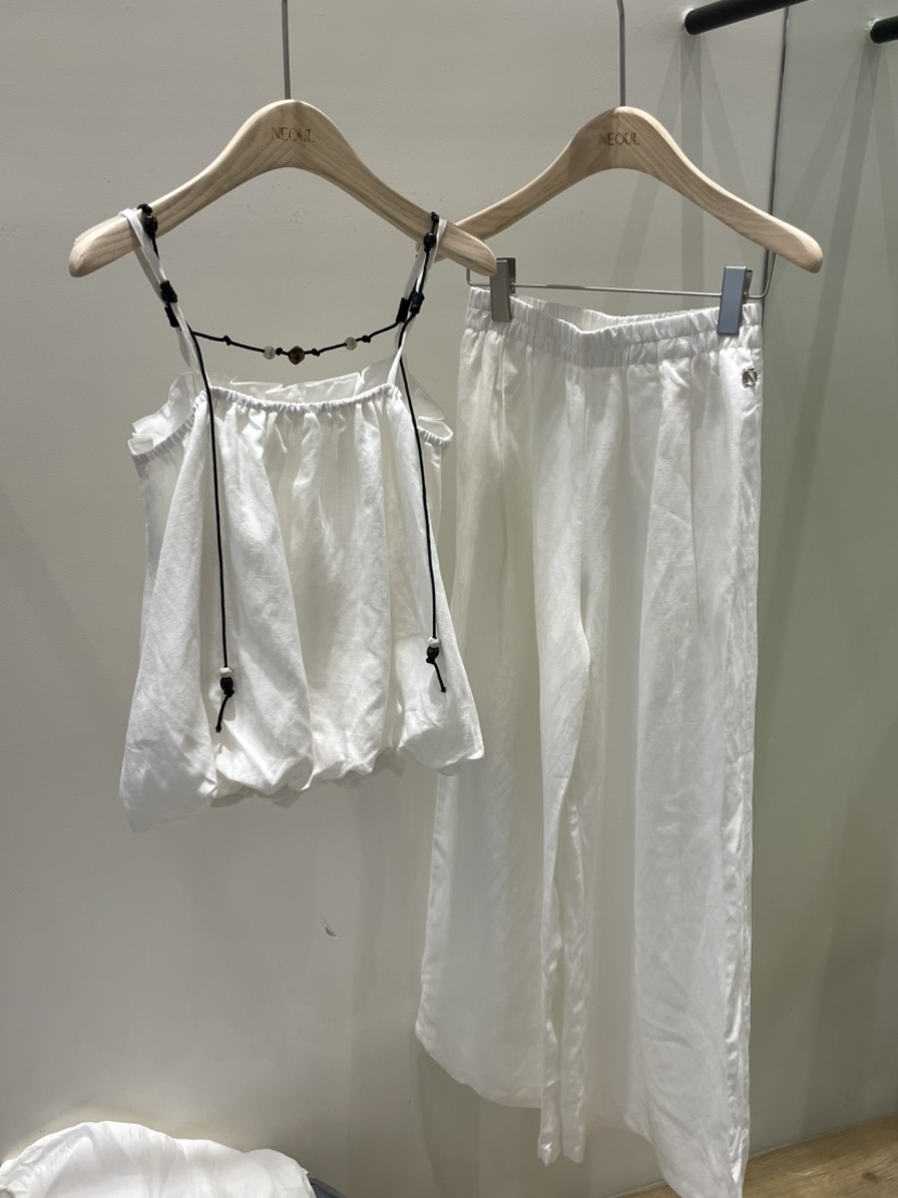 NEOUL東大門直郵女裝新品推薦26春夏真品職業人氣休閑套裝NEOUL/ahin雙領標簽套裝