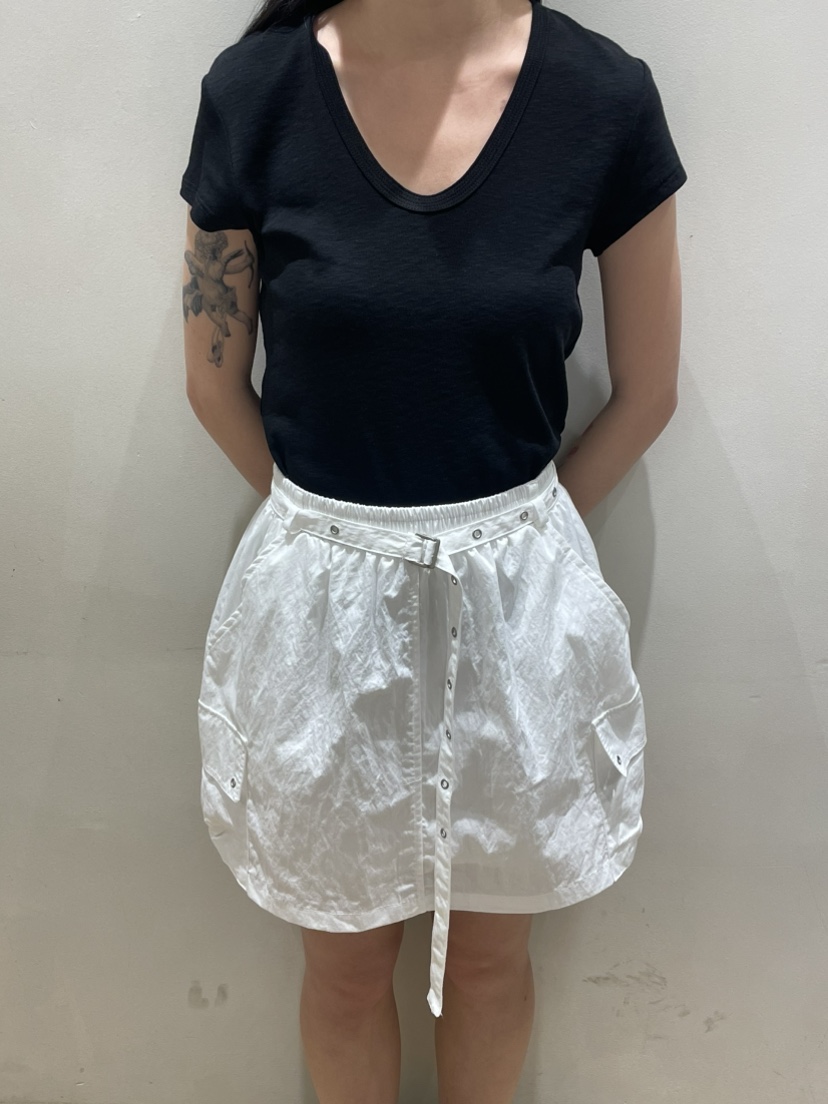 NEOUL東大門直郵女裝新款熱賣26春夏職業休閑人氣短裙含腰帶NEOUL/ahin雙領標簽短裙