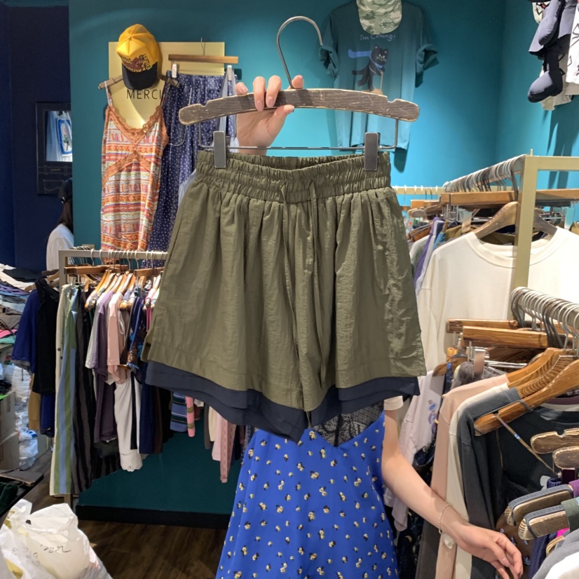 MERCI LINDA韓國東大門代購女士新品26夏季熱賣時尚短褲MERCI LINDA短褲圖色3