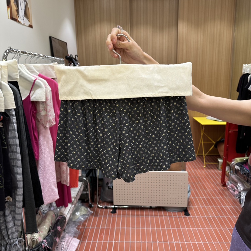EEE韓國直郵實拍女裝新品熱賣人氣推薦時尚26夏季休閑短褲EEE短褲