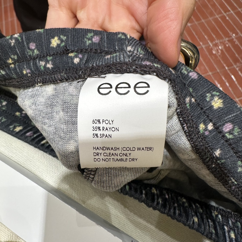 EEE韓國直郵實拍女裝新品熱賣人氣推薦時尚26夏季休閑短褲EEE短褲