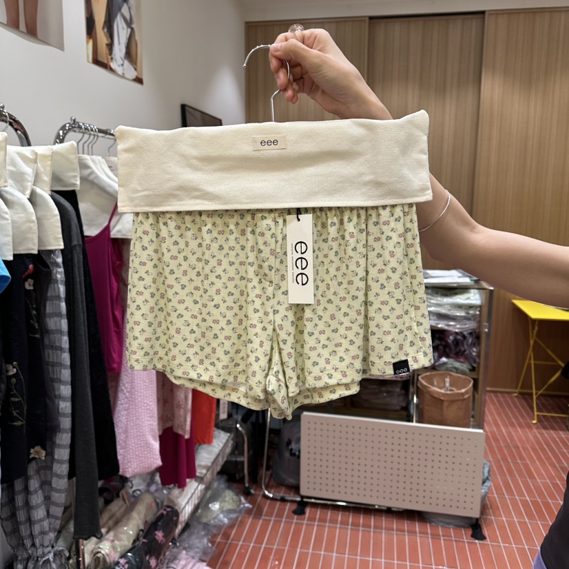 EEE韓國直郵實拍女裝新品熱賣人氣推薦時尚26夏季休閑短褲EEE短褲圖色2