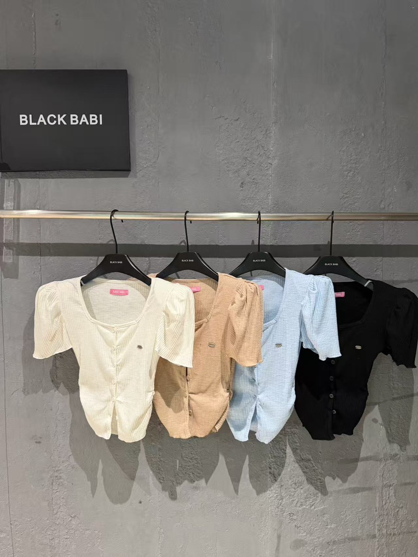 BLACK BABI東大門實拍韓國女士新品休閑推薦時尚T恤開衫BLACK BABIT恤圖色1左一色