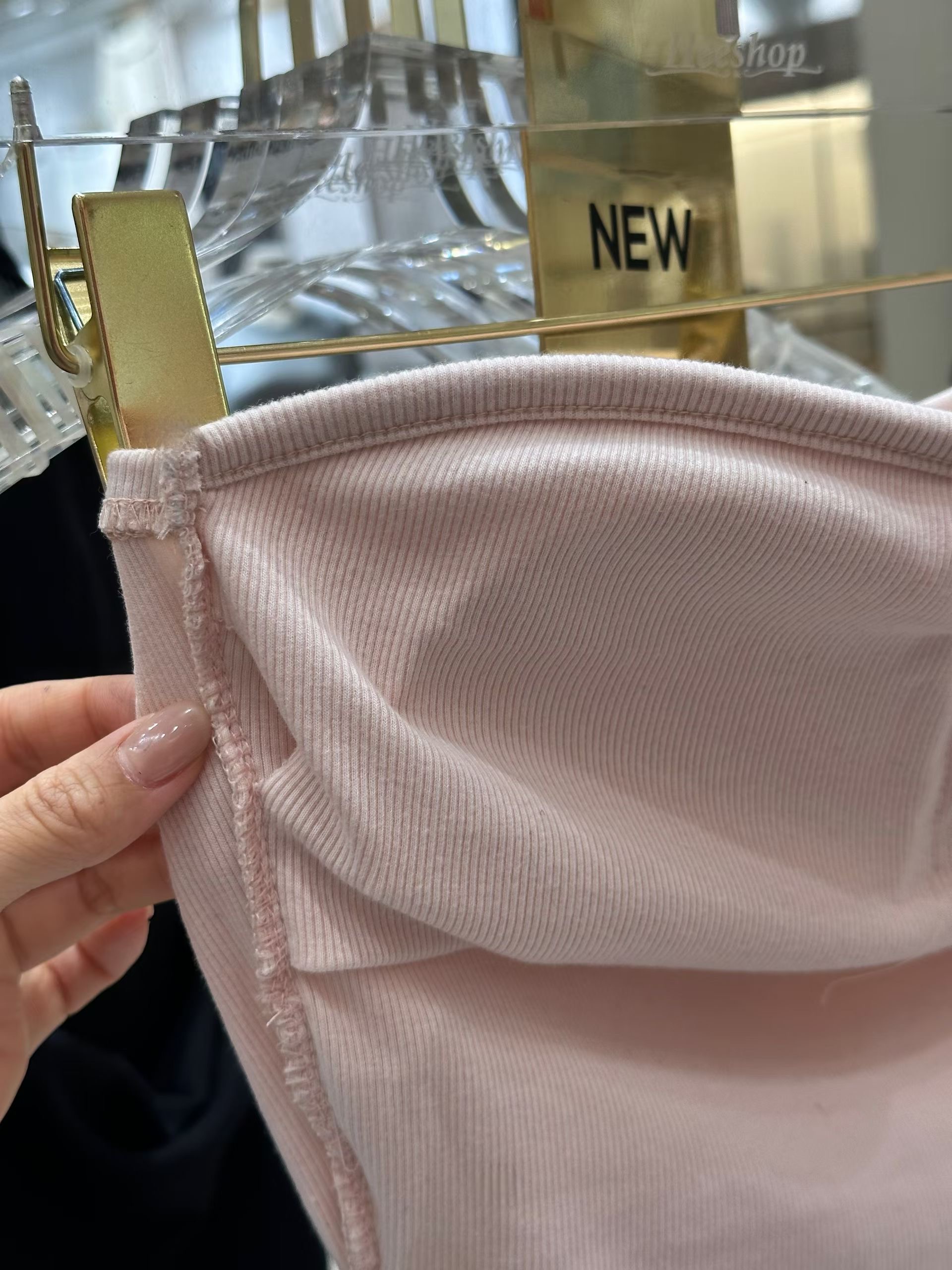 HEE SHOP韓國東大門直郵女士新品熱賣時尚休閑人氣吊帶背心HEE SHOP吊帶/背心