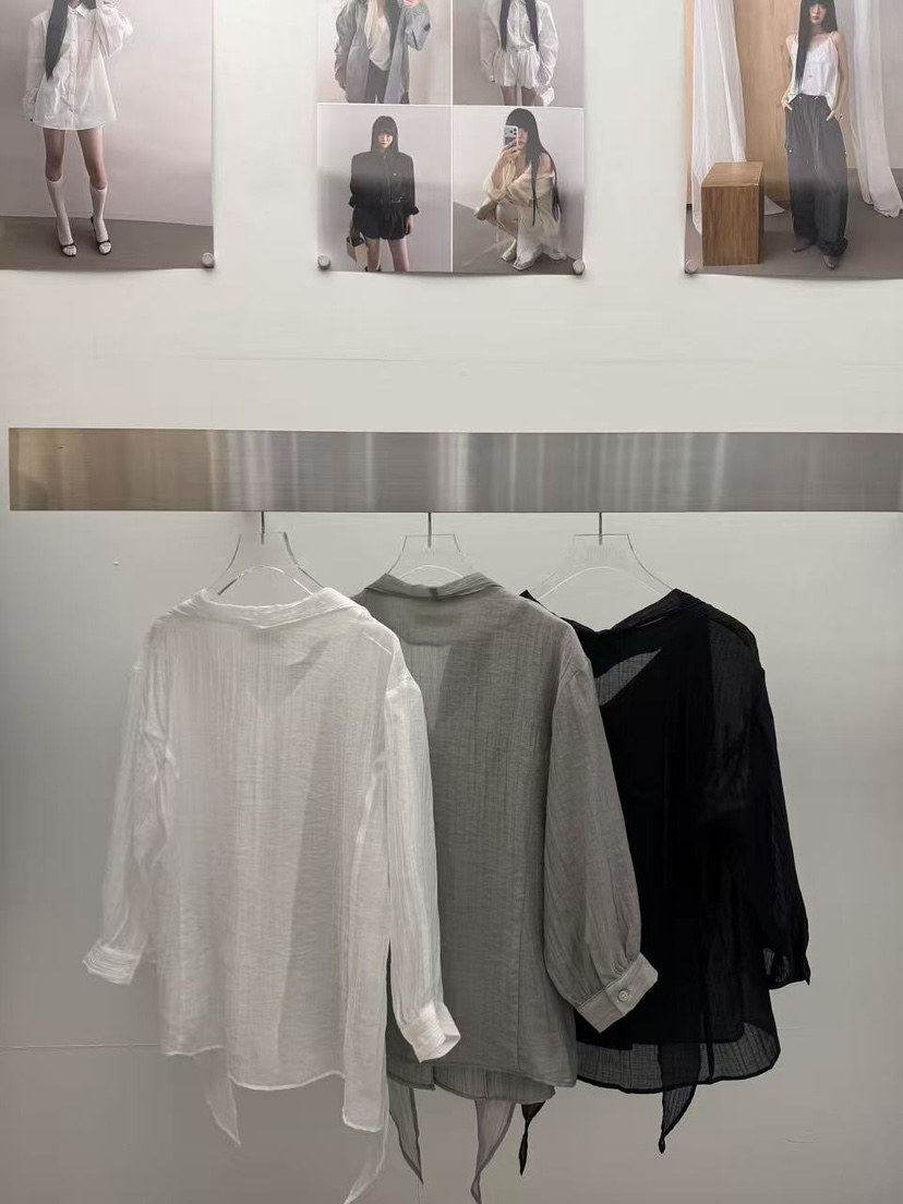 AMOOD韓國東大門直郵女士新品熱賣推薦人氣時尚襯衫蕾絲衫AMOOD襯衫/蕾絲衫
