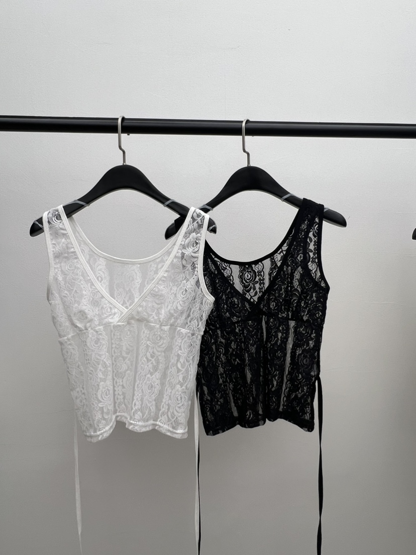 BLACK PIG/BERTO東大門實拍韓國女士新款熱賣吊帶背心蕾絲無袖BLACK PIG/BERTO吊帶/背心
