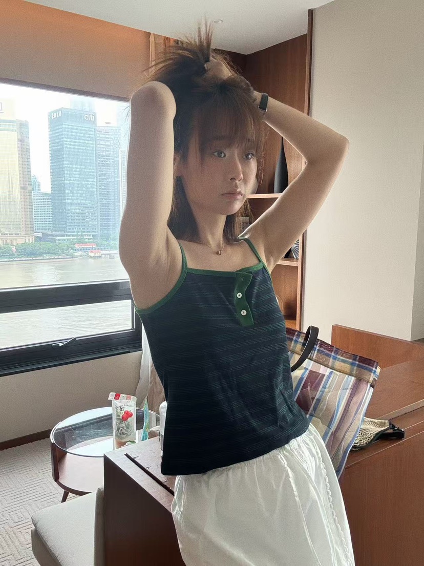 OLI SEOUL韓國代購女士新品人氣時尚26夏季休閑吊帶背心OLI SEOUL吊帶/背心