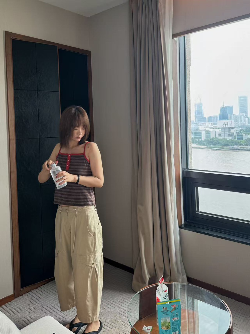 OLI SEOUL韓國代購女士新品人氣時尚26夏季休閑吊帶背心OLI SEOUL吊帶/背心