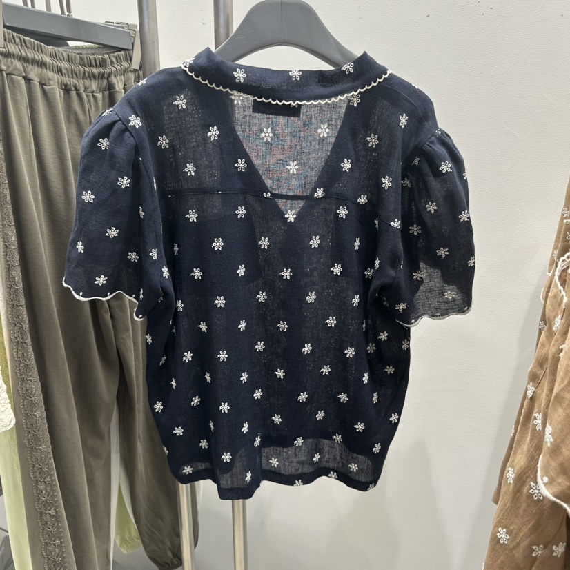 TARABY MOTION韓國代購女裝新款休閑人氣時尚襯衫蕾絲衫TARABY MOTION襯衫/蕾絲衫