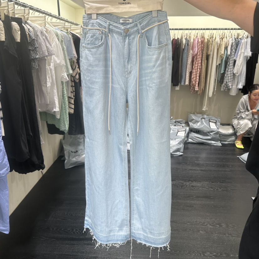 TOMGIRL韓國東大門代購女士新品人氣休閑牛仔褲含腰繩天絲TOMGIRL牛仔褲圖色1