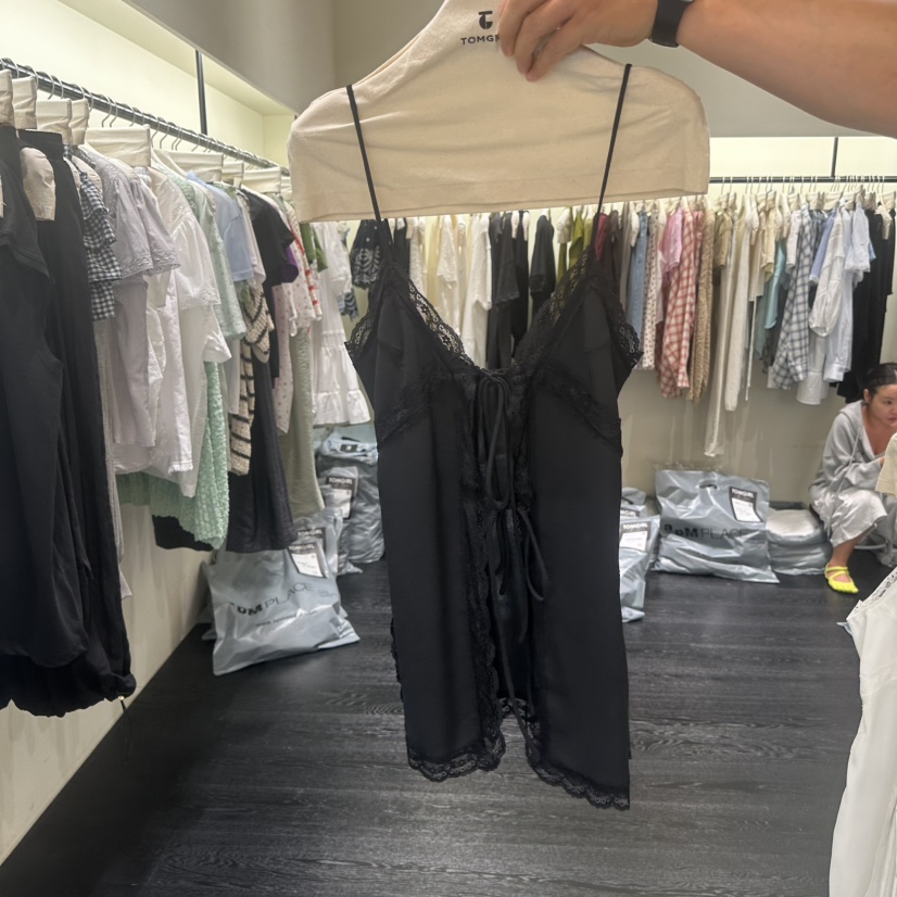 TOMGIRL韓國代購女裝新款26夏季熱賣人氣休閑時尚吊帶背心TOMGIRL吊帶/背心圖色2