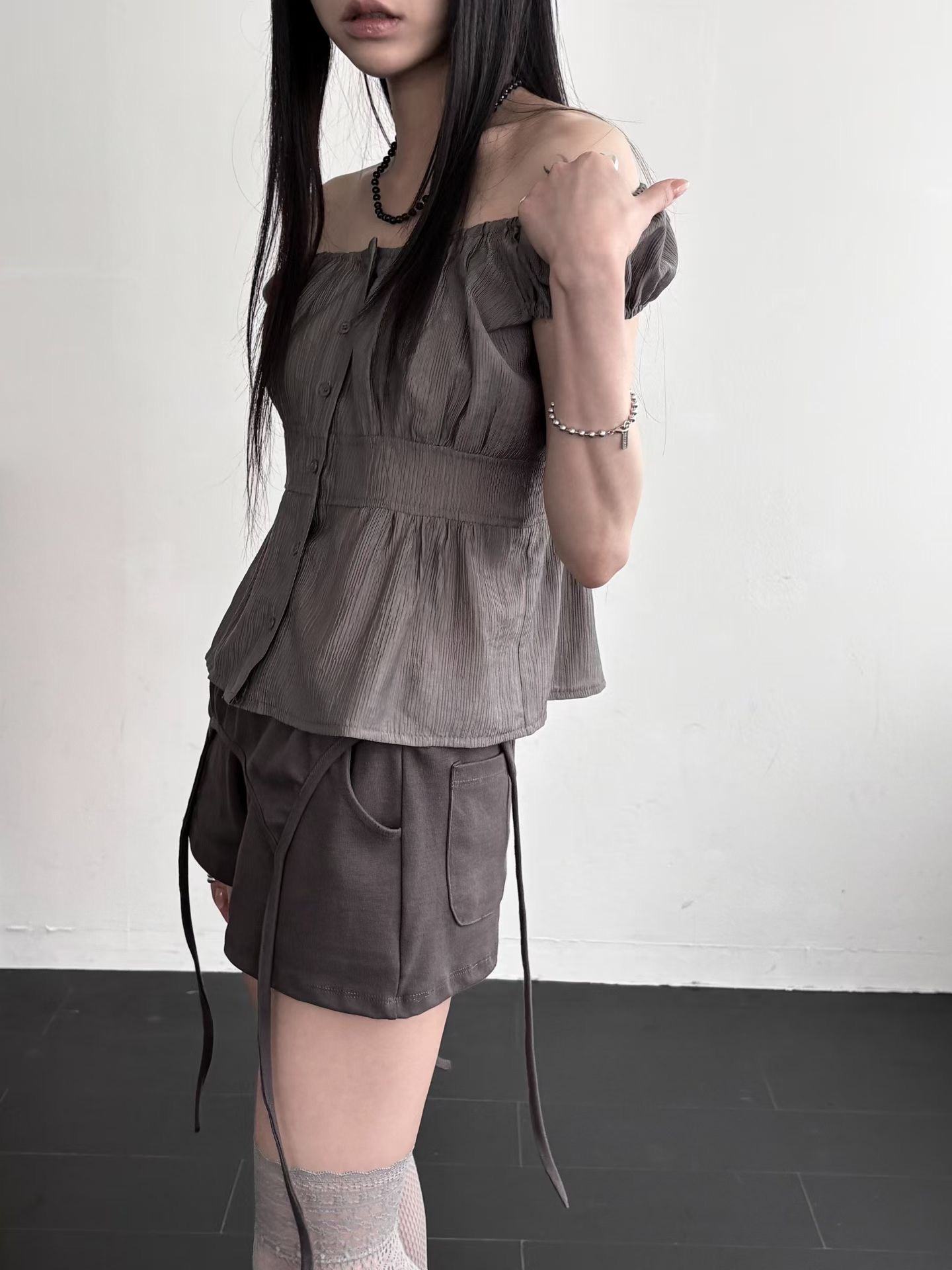 UNSANE韓國直郵實拍女士新款26夏季人氣休閑吊帶背心褶裥UNSANE吊帶/背心