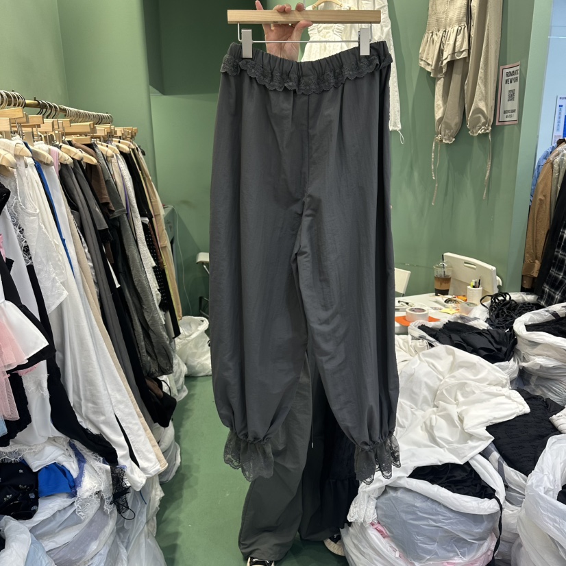 ROMANTIC NEWYORK東大門實拍女裝新品時尚真品休閑褲蕾絲ROMANTIC NEWYORK休閑褲
