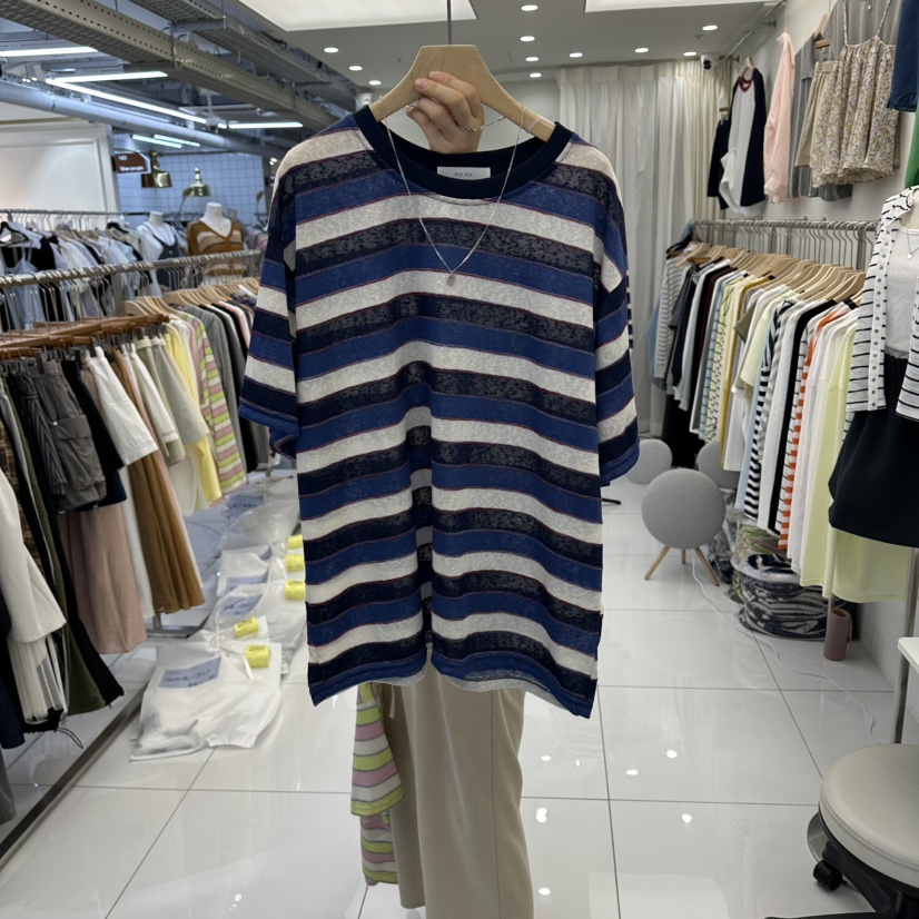 FLYFLY/LULULALLA/LIVE韓國代購女士新品真品T恤不含項鏈FLYFLY/LULULALLA/LIVET恤圖色2