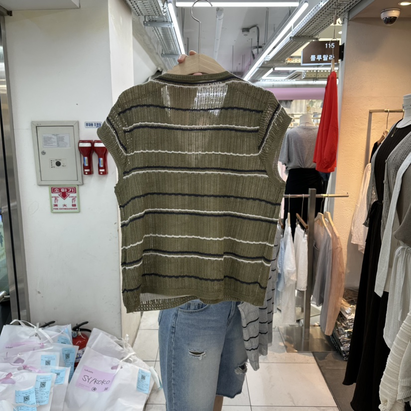 FLYFLY/LULULALLA/LIVE東大門直郵女士新品真品時尚馬甲FLYFLY/LULULALLA/LIVE馬甲