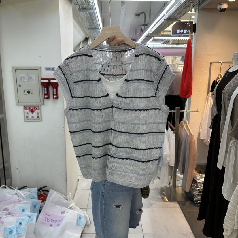FLYFLY/LULULALLA/LIVE東大門直郵女士新品真品時尚馬甲FLYFLY/LULULALLA/LIVE馬甲圖色1
