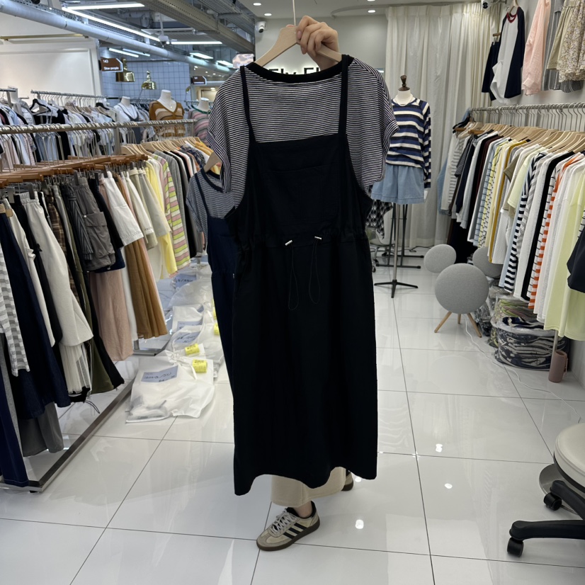 FLYFLY/LULULALLA/LIVE東大門代購女士新品真品套裝套裝FLYFLY/LULULALLA/LIVE套裝圖色2黑色