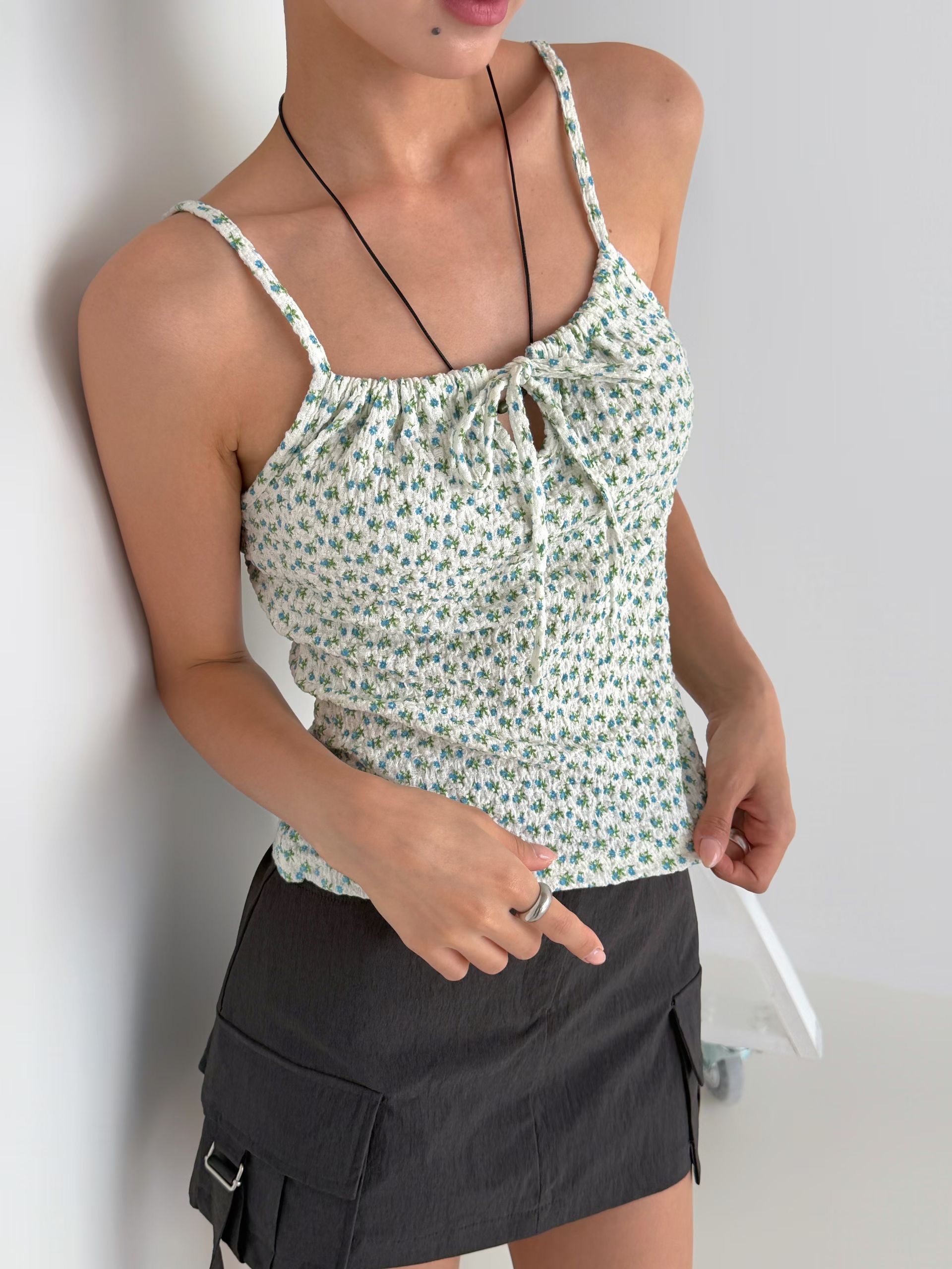 DOTNODI（無品牌標）/HIGH COLOR/NODI東大門實拍女裝新款職業吊帶背心DOTNODI（無品牌標）/HIGH COLOR/NODI吊帶/背心