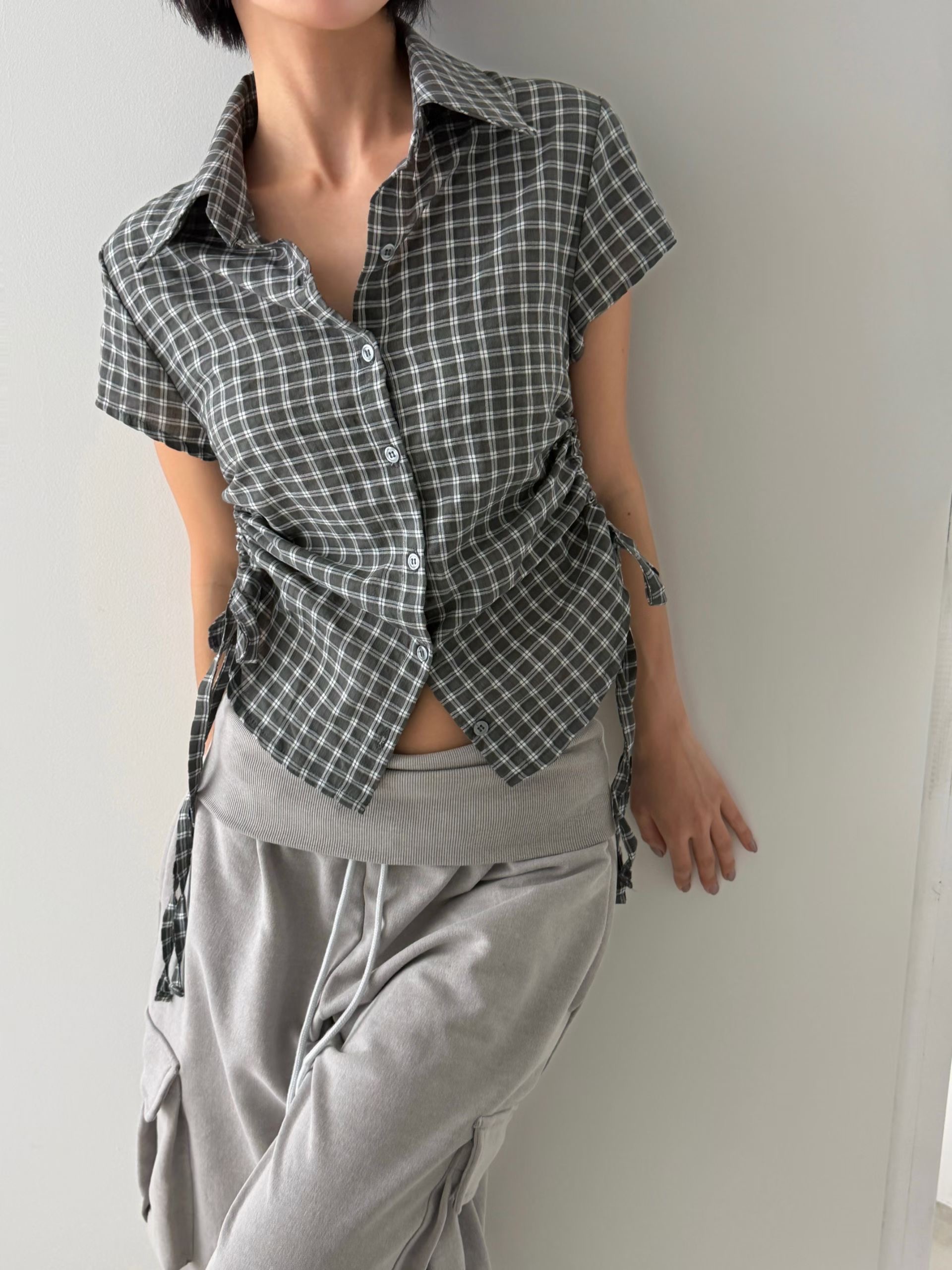 DOTNODI（無品牌標）/HIGH COLOR/NODI東大門直郵女裝新款休閑襯衫蕾絲衫DOTNODI（無品牌標）/HIGH COLOR/NODI襯衫/蕾絲衫