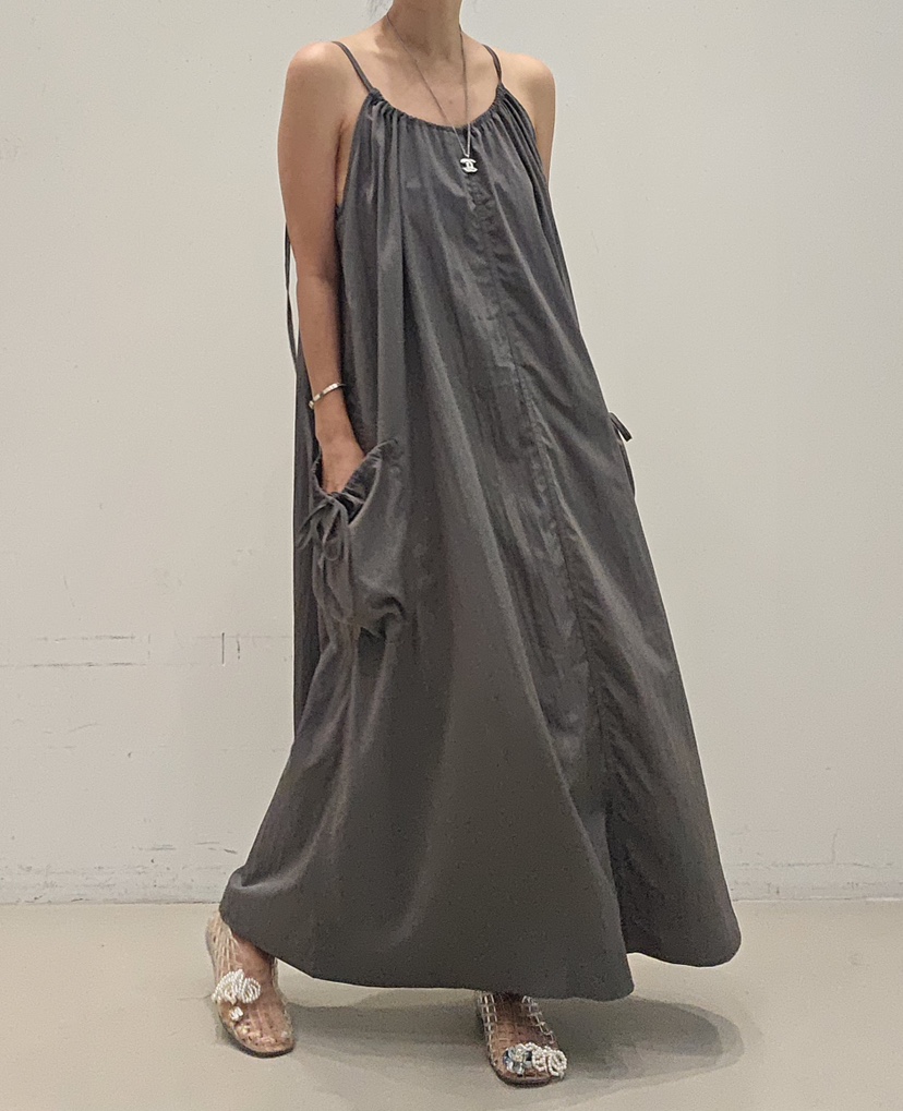 NEOUL韓國東大門直郵女士新品熱賣休閑時尚推薦人氣連衣裙NEOUL/ahin雙領標簽連衣裙