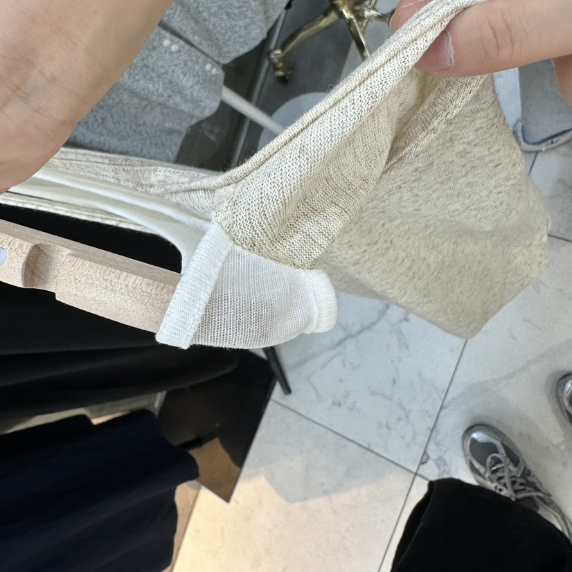 FLYFLY/LULULALLA/LIVE韓國代購女士新款熱賣吊帶背心假兩件FLYFLY/LULULALLA/LIVE吊帶/背心
