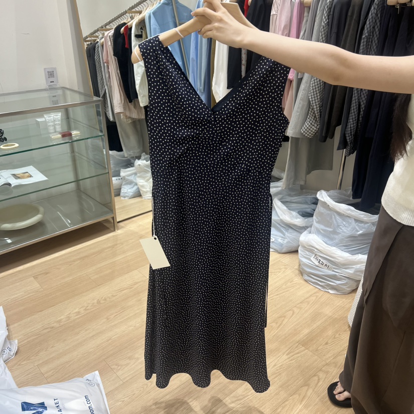 HAUS-A韓國直郵女士新品推薦時尚人氣26夏季休閑連衣裙褶皺HAUSWOMEN連衣裙