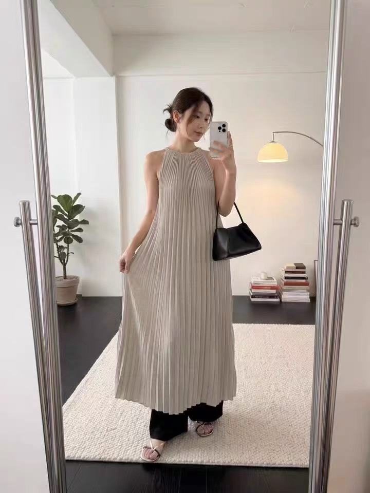 SANS韓國直郵實拍女裝新款26夏季人氣時尚熱賣連衣裙褶裥SANS連衣裙