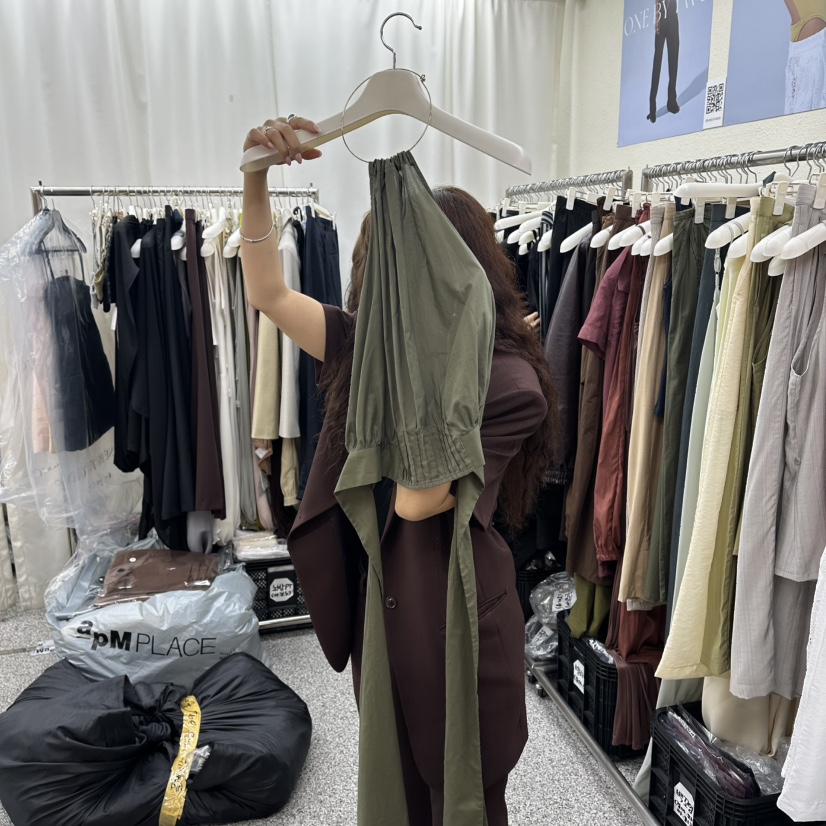ONEBYTWO韓國東大門代購女裝新款人氣推薦26夏季吊帶背心ONE BY TWO吊帶/背心圖色2