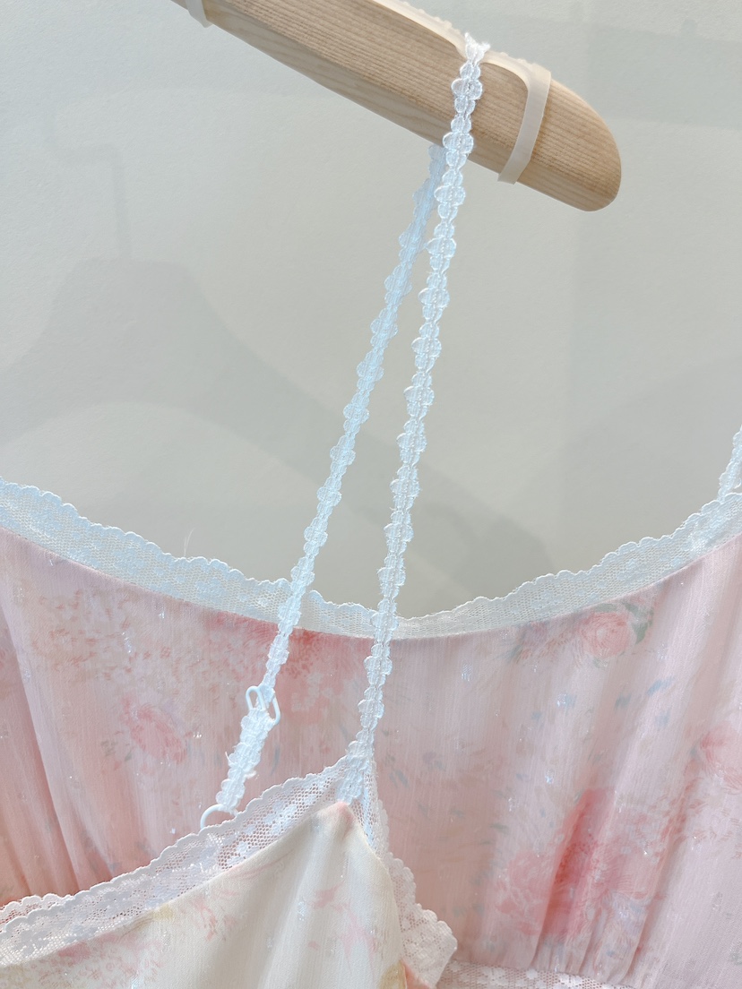 OVE韓國直郵女士新款26夏季休閑熱賣人氣推薦時尚連衣裙無袖OVE連衣裙