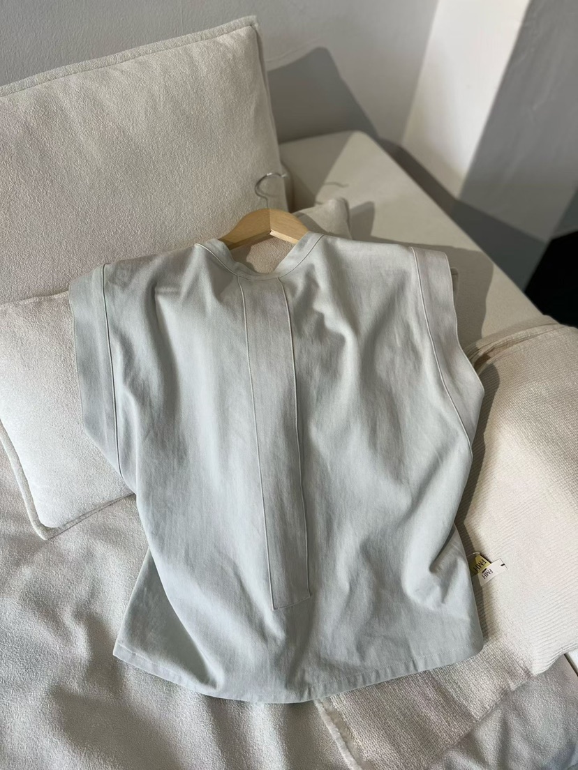 TUG東大門直郵女裝新品熱賣真品時尚推薦人氣休閑吊帶背心TUG吊帶/背心