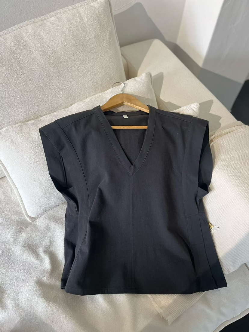 TUG東大門直郵女裝新品熱賣真品時尚推薦人氣休閑吊帶背心TUG吊帶/背心圖色2