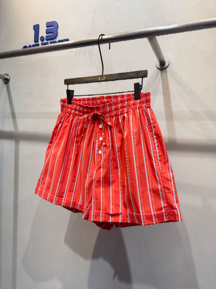 1.3韓國東大門代購女裝新品26夏季人氣熱賣時尚推薦短褲1.3_ONE THREE短褲