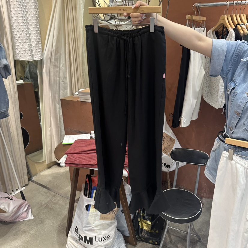 MIENNE東大門實拍韓國女士新品26夏季熱賣推薦休閑褲蕾絲MIENNE休閑褲圖色2