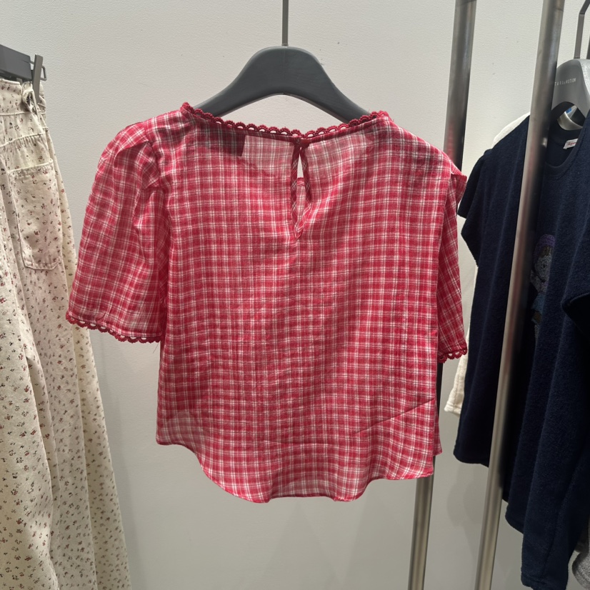 TARABY MOTION韓國東大門直郵女士新品時尚熱賣襯衫蕾絲衫TARABY MOTION襯衫/蕾絲衫