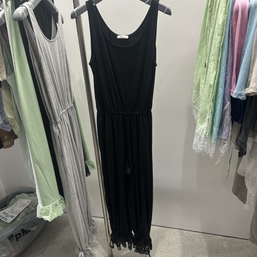 TARABY MOTION韓國東大門直郵女士新品人氣推薦26夏季連體褲TARABY MOTION連體褲圖色2