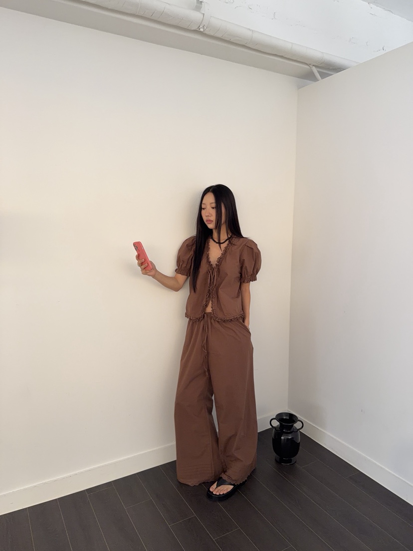 SUNDER MARKET韓國代購女裝新款26春夏襯衫蕾絲衫棉質褶邊SUNDER MARKET襯衫/蕾絲衫