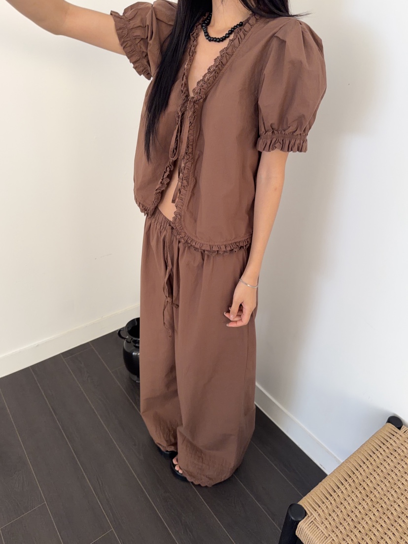 SUNDER MARKET韓國代購女裝新款26春夏襯衫蕾絲衫棉質褶邊SUNDER MARKET襯衫/蕾絲衫
