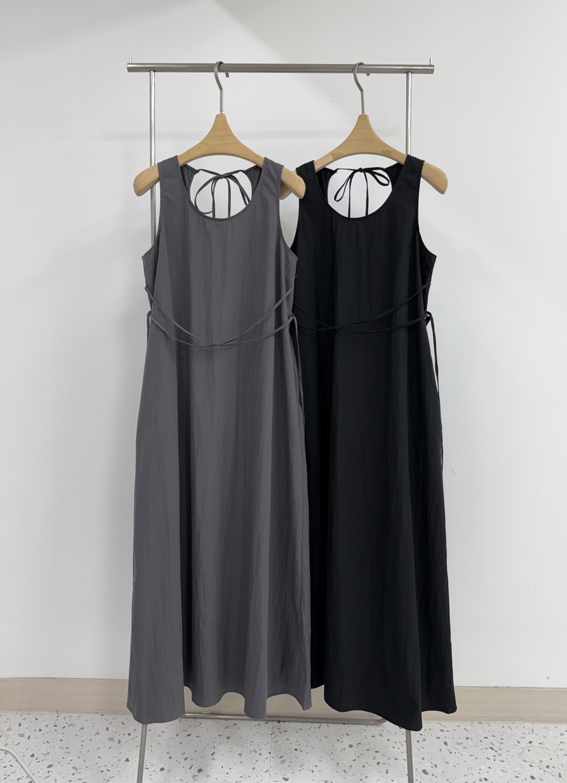 YIKHO STYLE東大門實拍女裝新品推薦熱賣人氣休閑連衣裙OPSYIKHO STYLE連衣裙