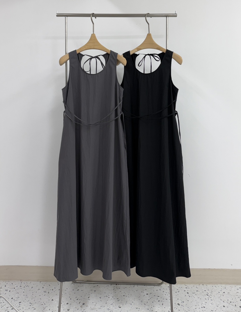 YIKHO STYLE東大門實拍女裝新品推薦熱賣人氣休閑連衣裙OPSYIKHO STYLE連衣裙