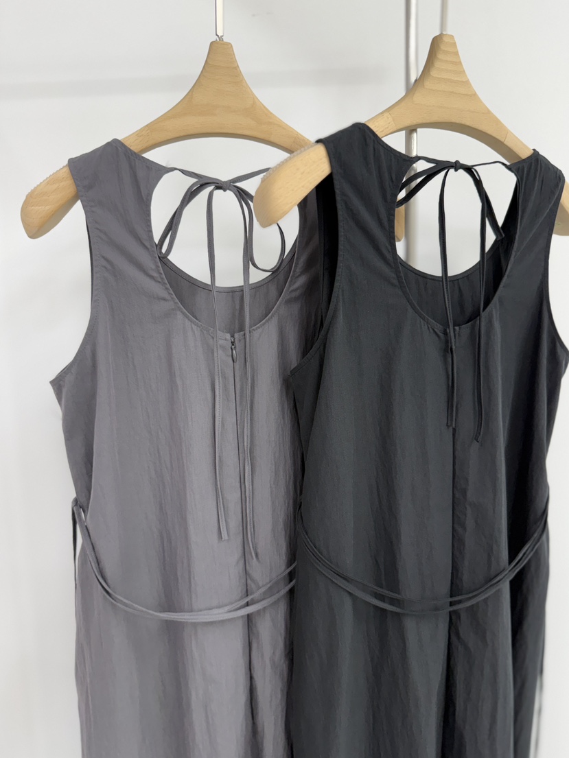 YIKHO STYLE東大門實拍女裝新品推薦熱賣人氣休閑連衣裙OPSYIKHO STYLE連衣裙