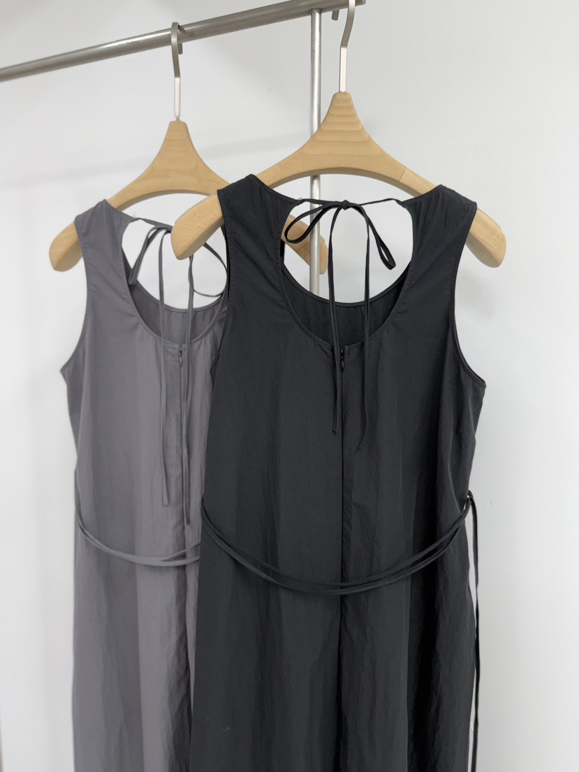 YIKHO STYLE東大門實拍女裝新品推薦熱賣人氣休閑連衣裙OPSYIKHO STYLE連衣裙