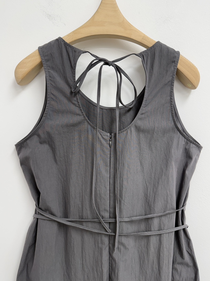 YIKHO STYLE東大門實拍女裝新品推薦熱賣人氣休閑連衣裙OPSYIKHO STYLE連衣裙